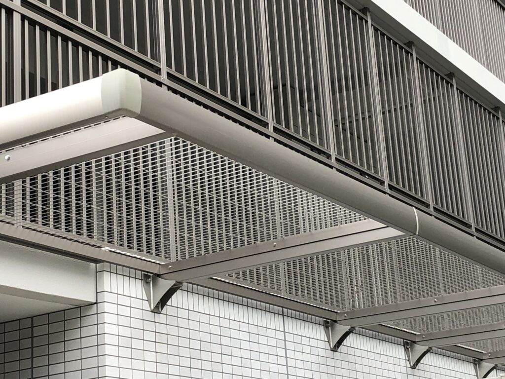 落下防止ネット