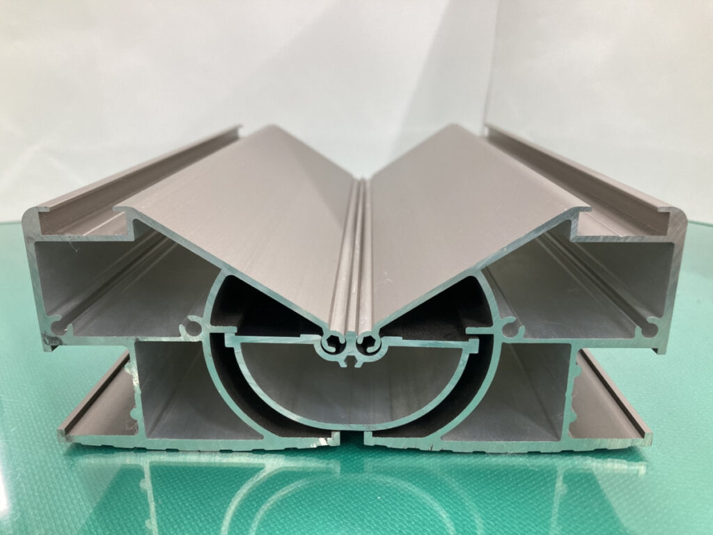 目隠しウッドフェンス『スーパーフェンス』のコーナー柱