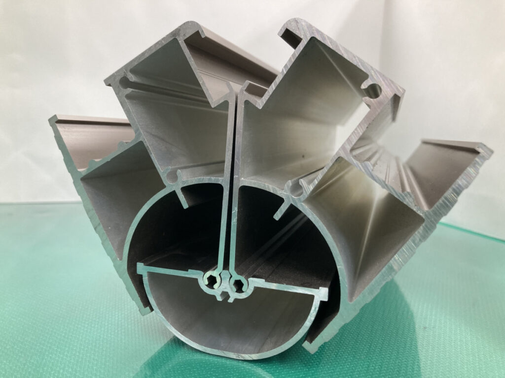 目隠しウッドフェンス『スーパーフェンス』のコーナー柱